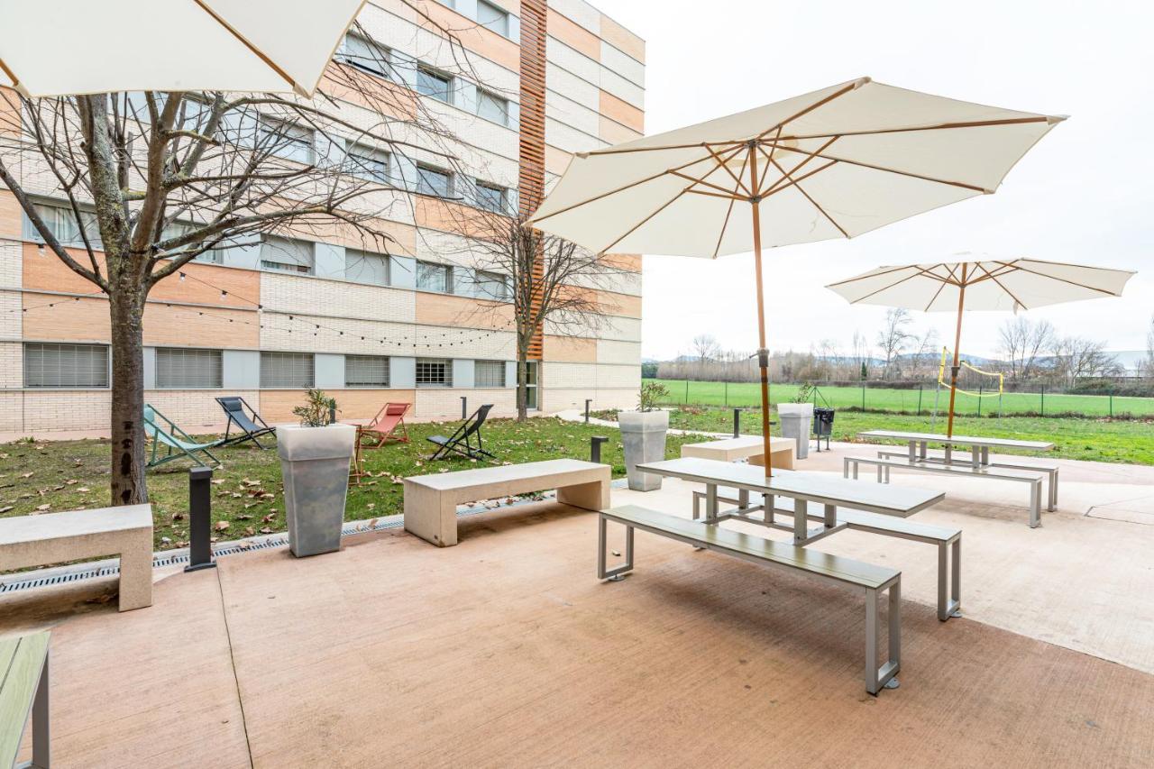 Residencia Universitaria Resa Los Abedules Pamplona Buitenkant foto