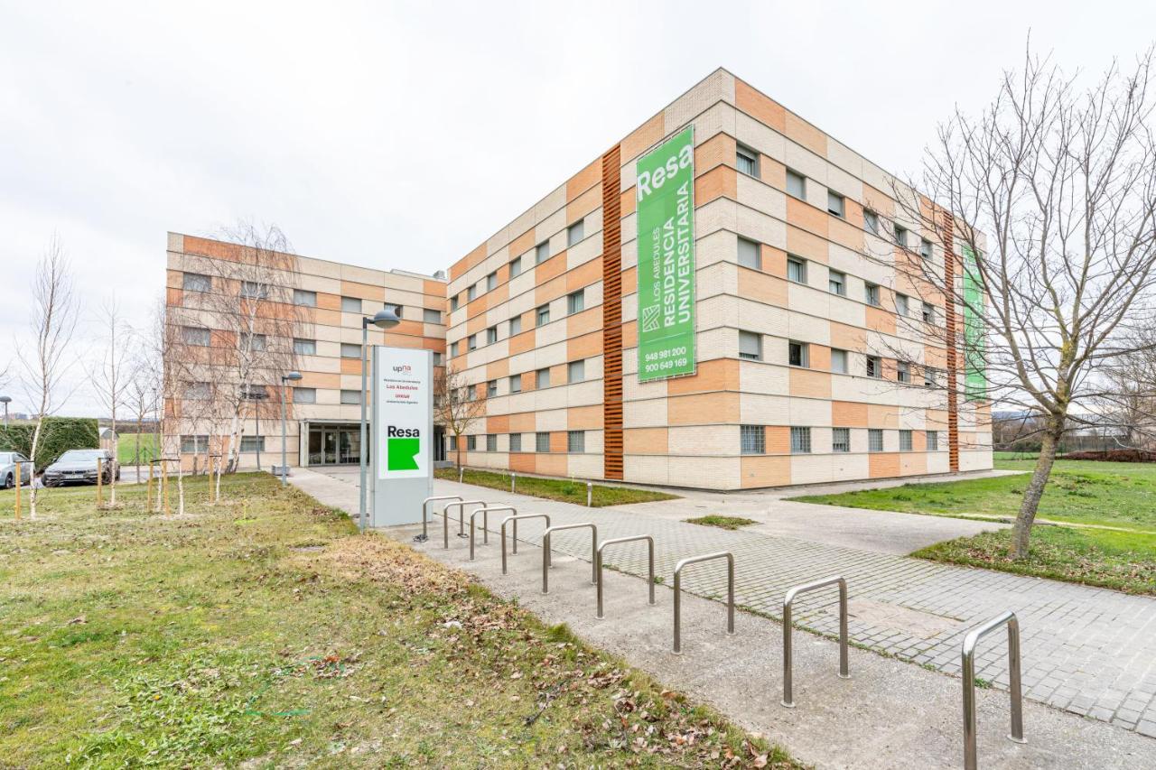 Residencia Universitaria Resa Los Abedules Pamplona Buitenkant foto