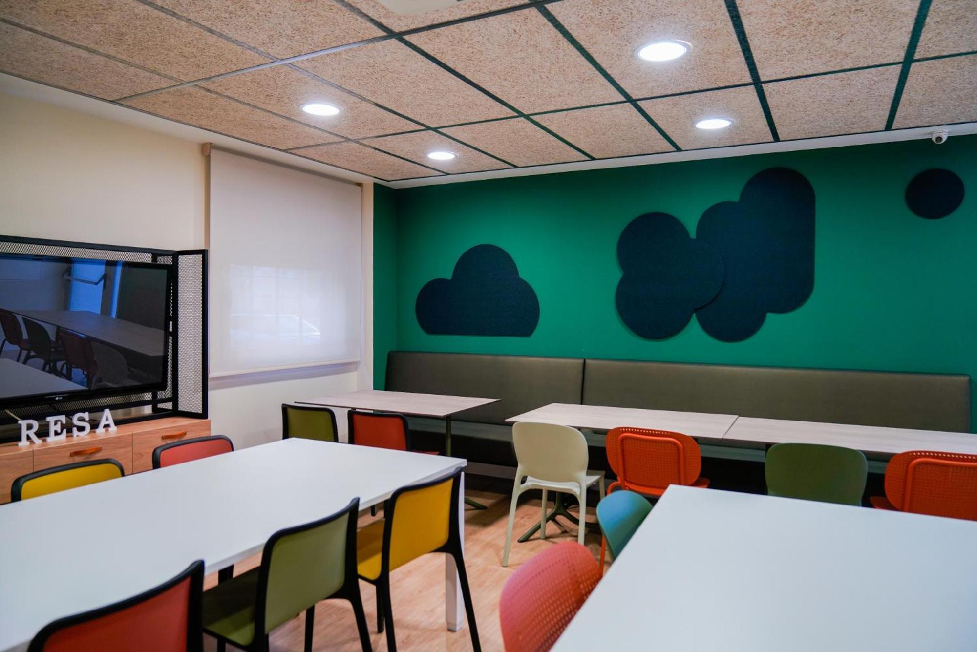 Residencia Universitaria Resa Los Abedules Pamplona Buitenkant foto