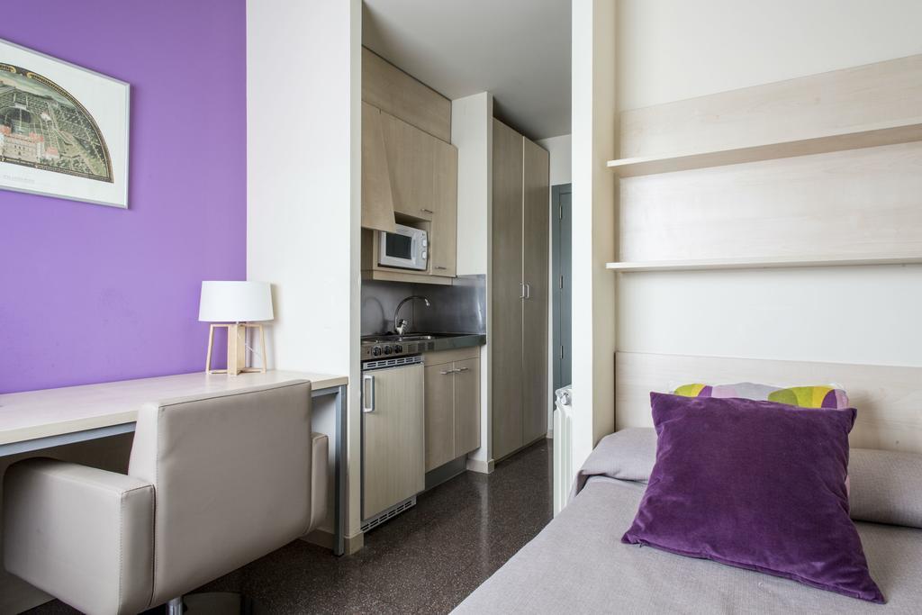 Residencia Universitaria Resa Los Abedules Pamplona Buitenkant foto